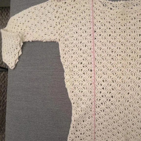 Wool handmade crochet top - Picture 4 of 5